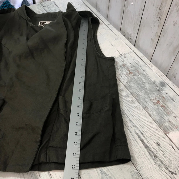 Kut from the Kloth Drape Front Sleeveless Linen Vest NWOT S - Picture 9 of 11